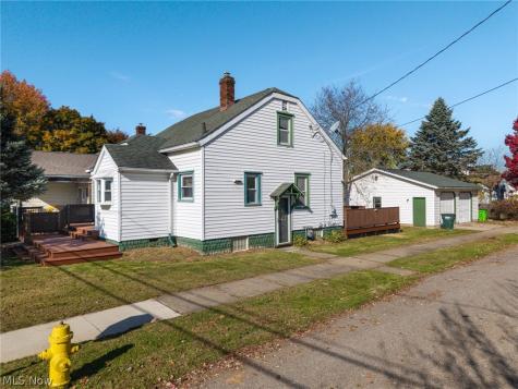 173 W Way Street Barberton OH 44203