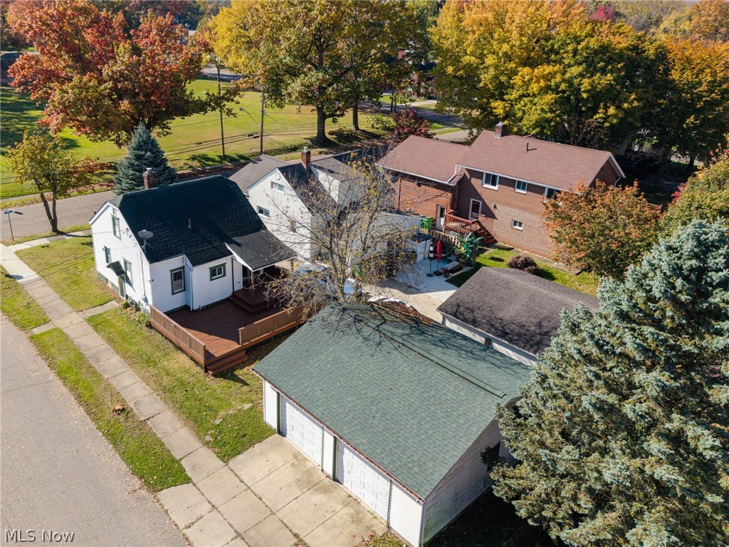173 W Way Street Barberton OH 44203