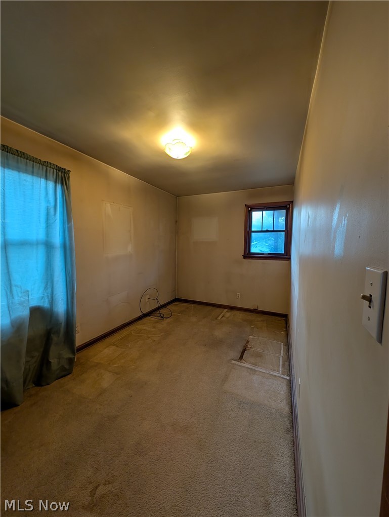 433 Allenford Street Akron OH 44314