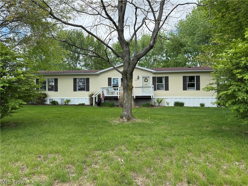 5347 Angela Drive NW Beach City OH 44608