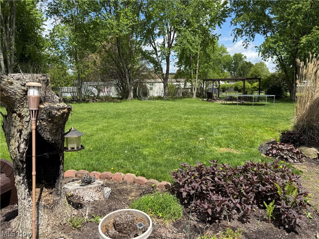 5347 Angela Drive NW Beach City OH 44608