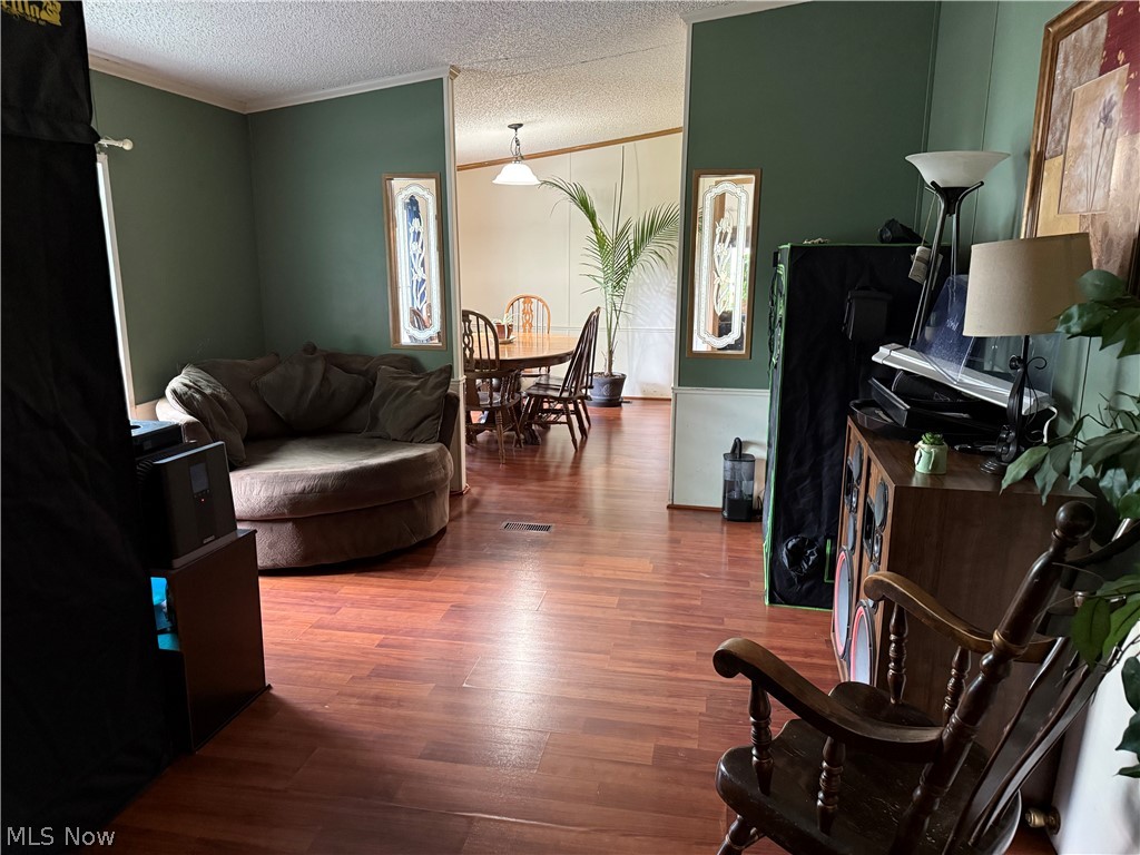 5347 Angela Drive NW Beach City OH 44608
