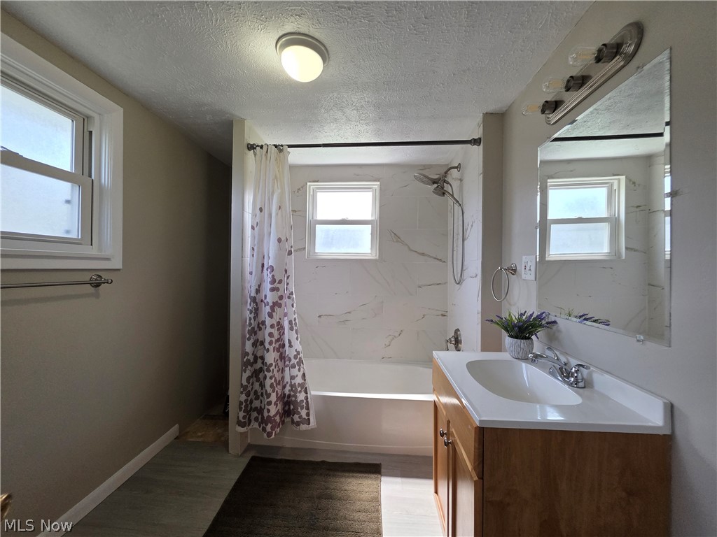 391 Louise Avenue Kent OH 44240