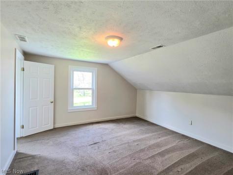 391 Louise Avenue Kent OH 44240