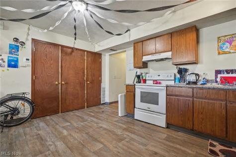 1503 Whitehall Boulevard Kent OH 44240