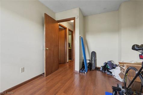 1503 Whitehall Boulevard Kent OH 44240