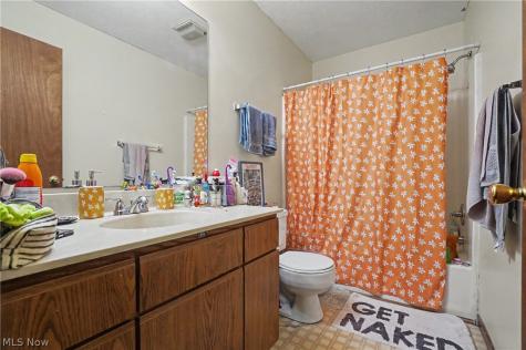 1503 Whitehall Boulevard Kent OH 44240