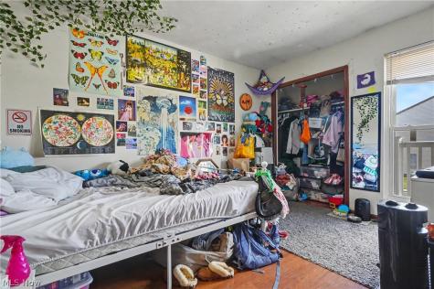 1503 Whitehall Boulevard Kent OH 44240