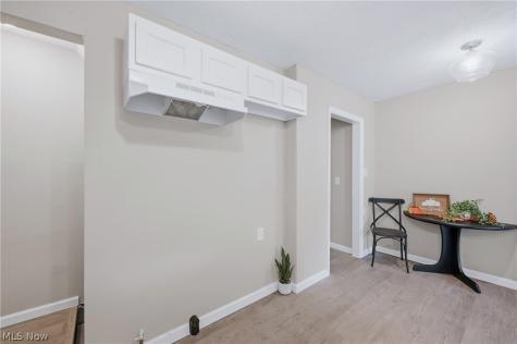 1613 Lillian Road Stow OH 44224