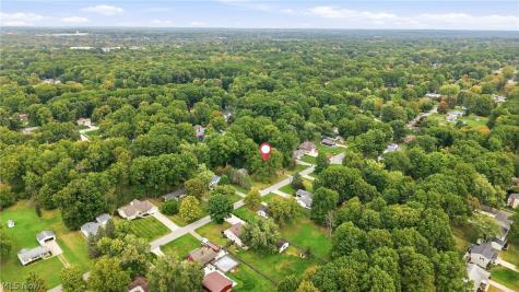 1613 Lillian Road Stow OH 44224
