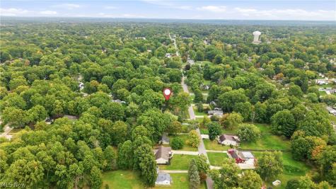 1613 Lillian Road Stow OH 44224