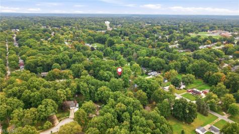 1613 Lillian Road Stow OH 44224