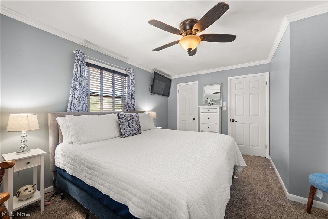 5896 Hodgman Drive Parma Heights OH 44130