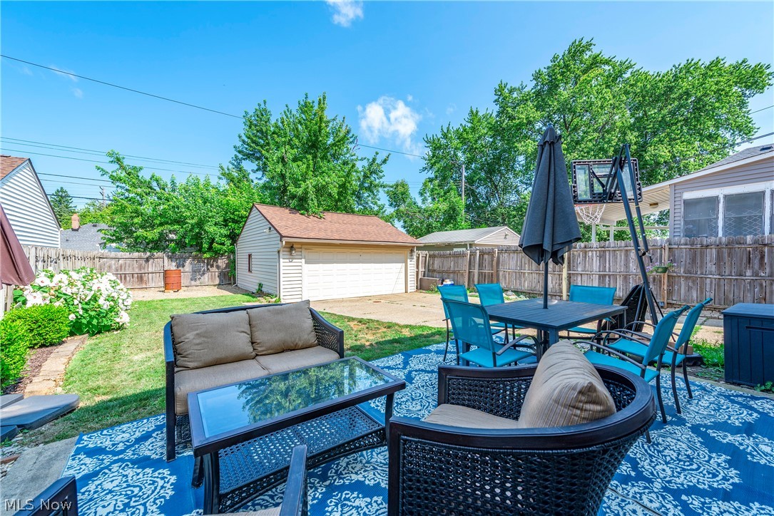 5896 Hodgman Drive Parma Heights OH 44130