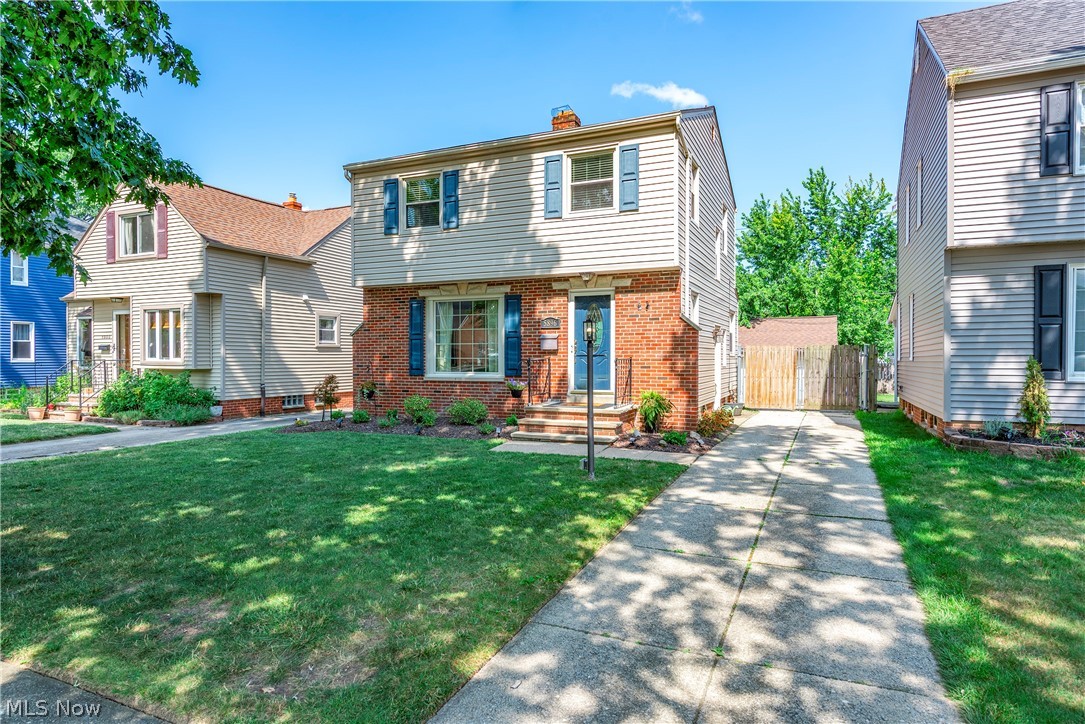 5896 Hodgman Drive Parma Heights OH 44130