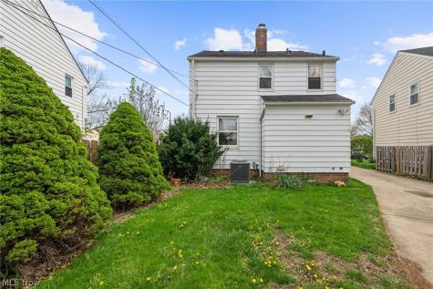 7906 Kenton Avenue Parma OH 44129