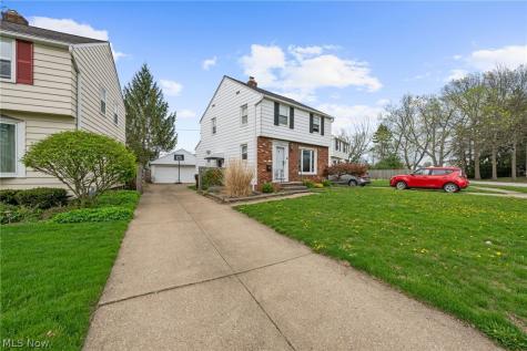 7906 Kenton Avenue Parma OH 44129