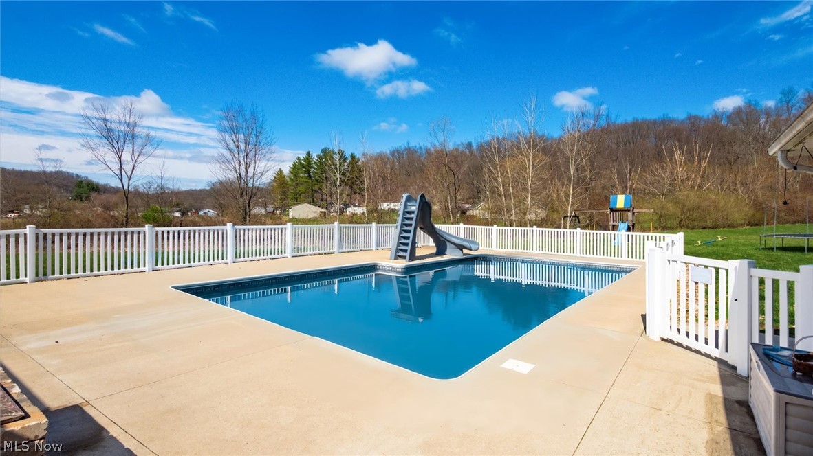 2435 Freedom Lane Zanesville OH 43701