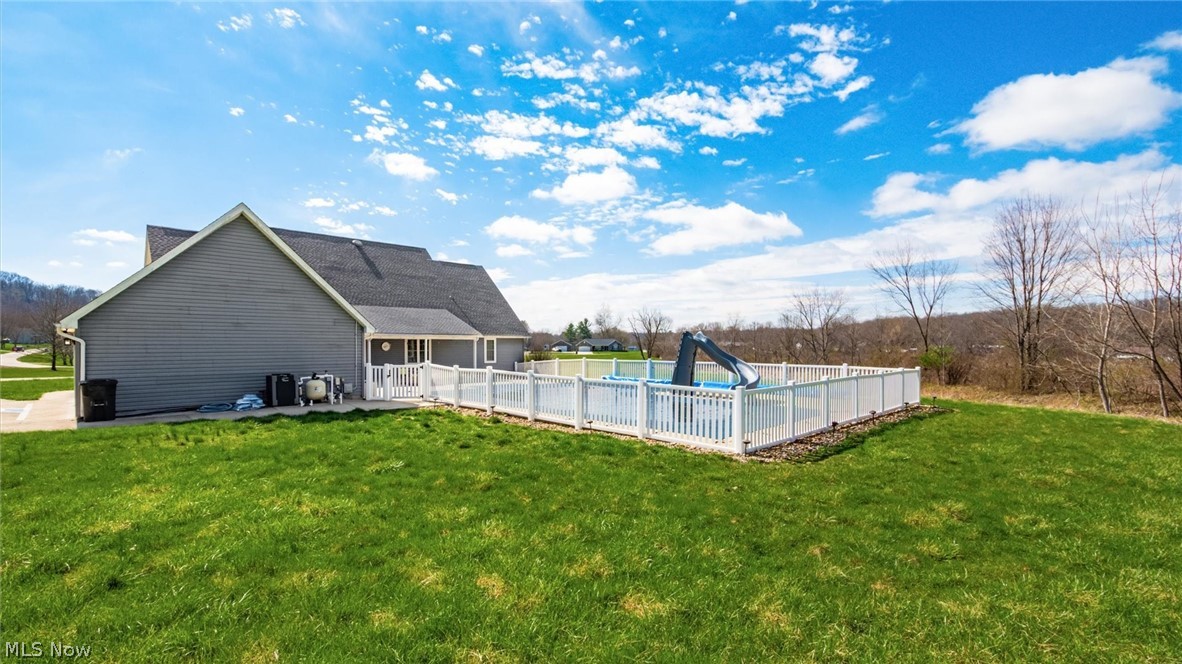 2435 Freedom Lane Zanesville OH 43701