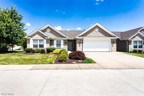 457 Harvest Lane Seven Hills OH 44131