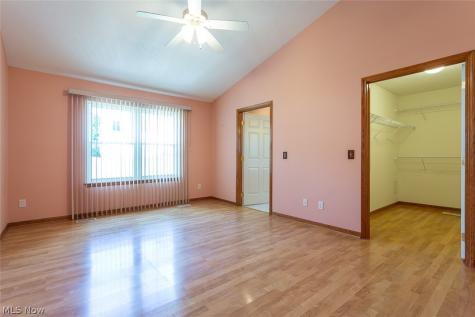 457 Harvest Lane Seven Hills OH 44131