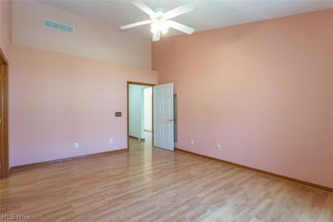 457 Harvest Lane Seven Hills OH 44131