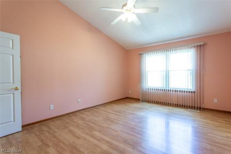 457 Harvest Lane Seven Hills OH 44131