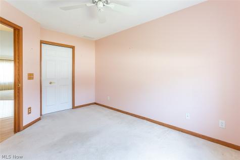 457 Harvest Lane Seven Hills OH 44131