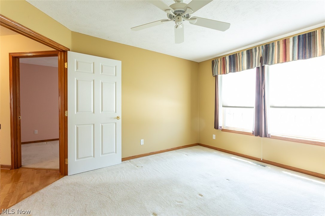 457 Harvest Lane Seven Hills OH 44131