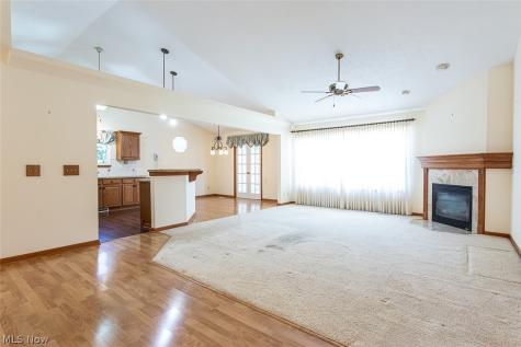 457 Harvest Lane Seven Hills OH 44131