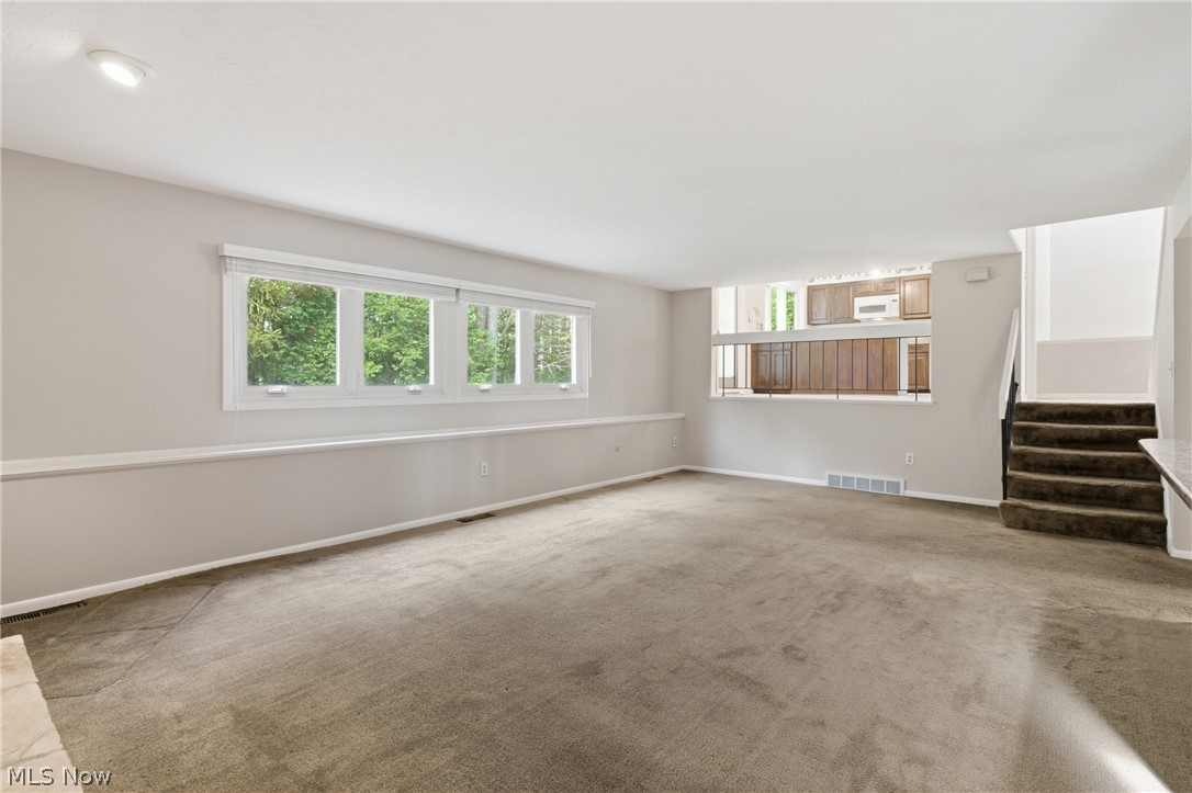 35771 Meadowdale Drive Solon OH 44139