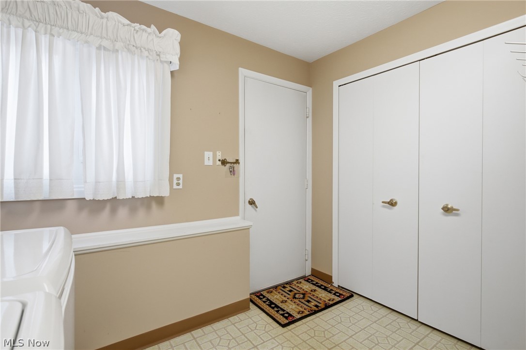 35771 Meadowdale Drive Solon OH 44139