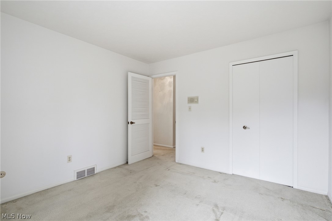 35771 Meadowdale Drive Solon OH 44139