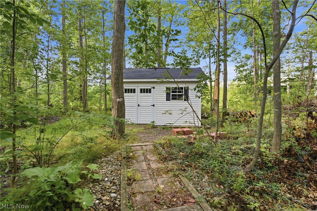 35771 Meadowdale Drive Solon OH 44139
