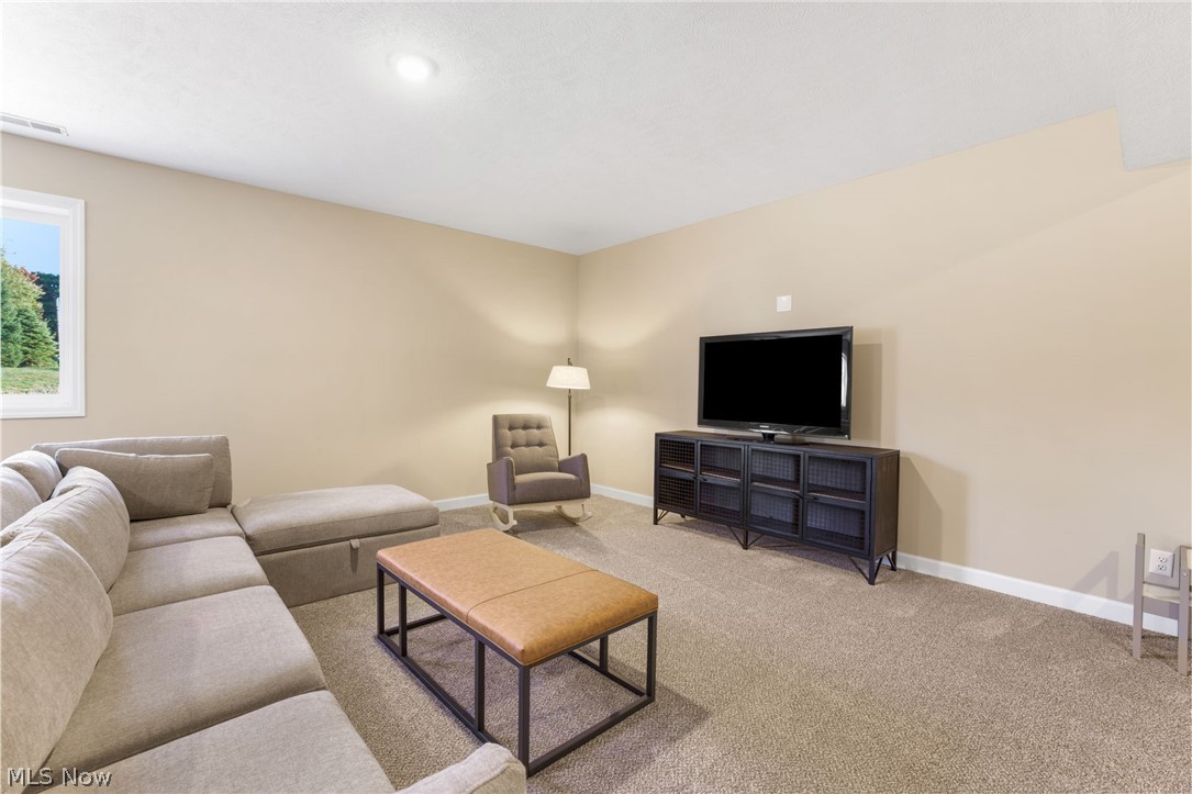 3495 Wicker Street NE Uniontown OH 44721