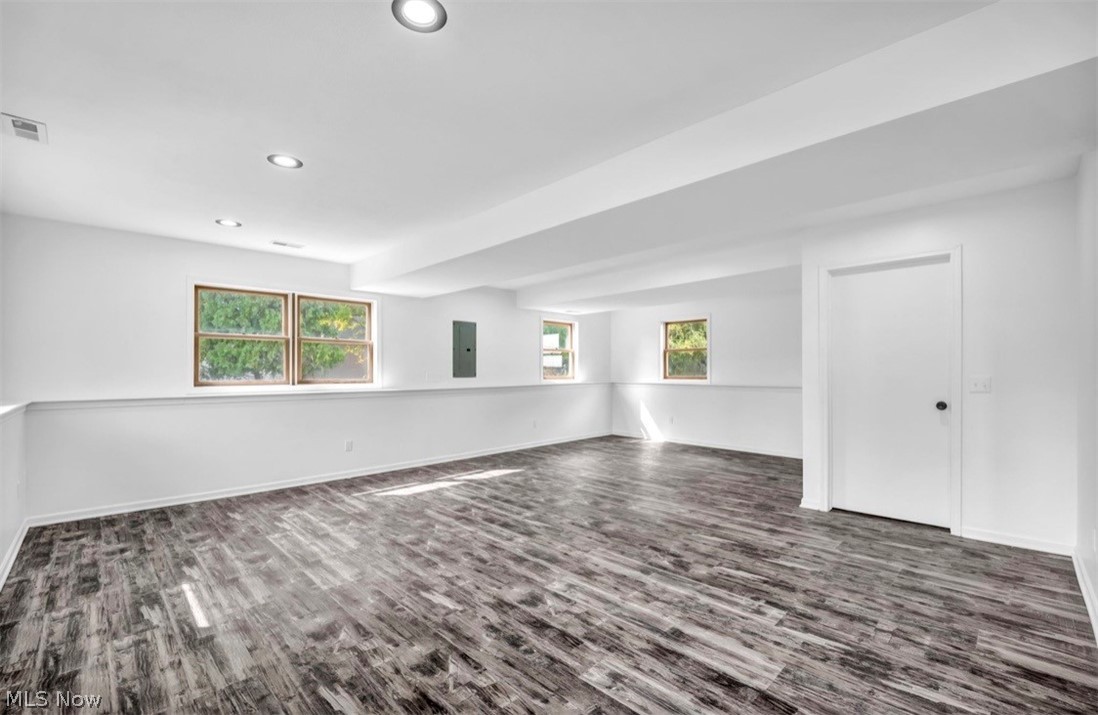 10142 Hillcrest Road Kirtland OH 44094
