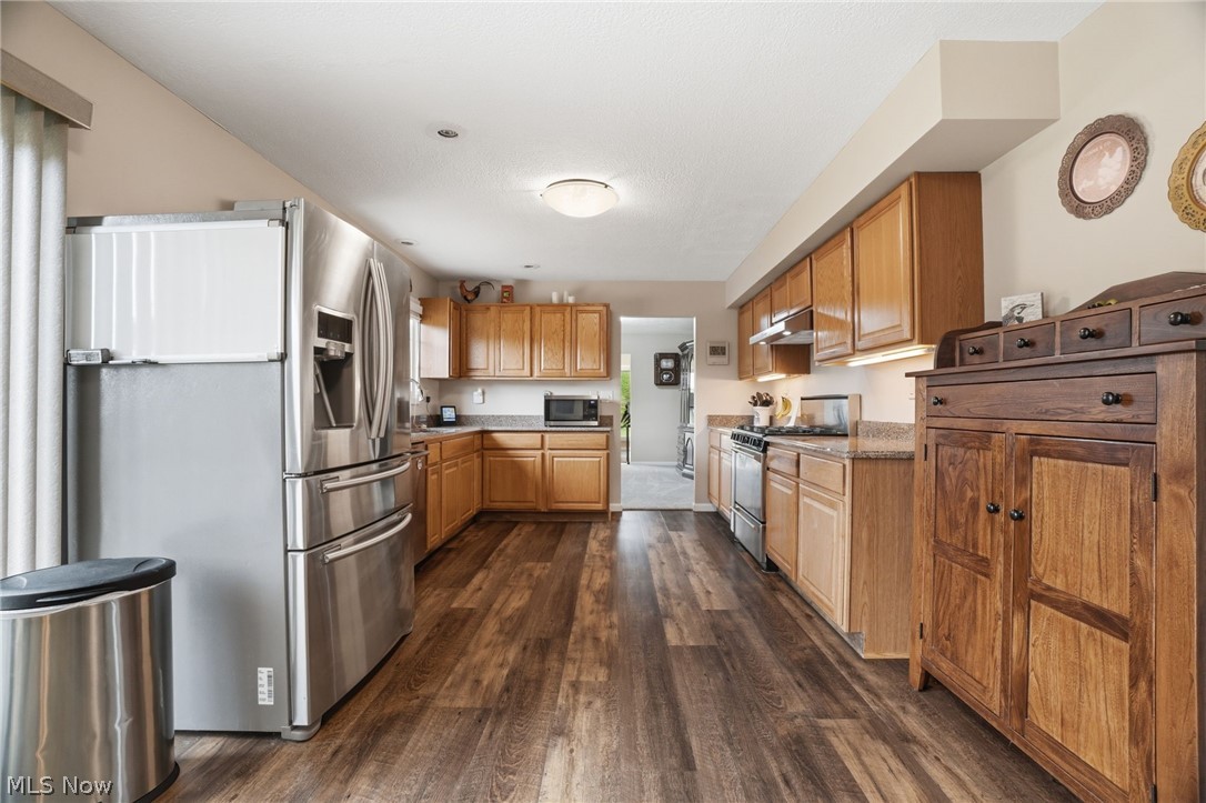 16159 & 16167 Gar Highway Montville OH 44064
