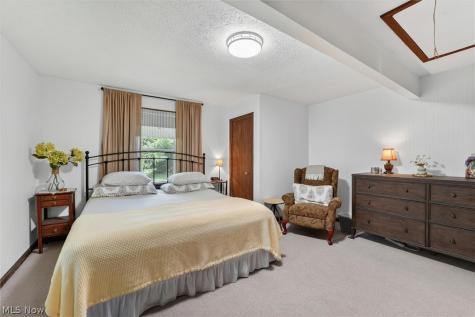 33062 Chestnut Ridge Road North Ridgeville OH 44039