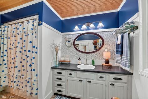 33062 Chestnut Ridge Road North Ridgeville OH 44039