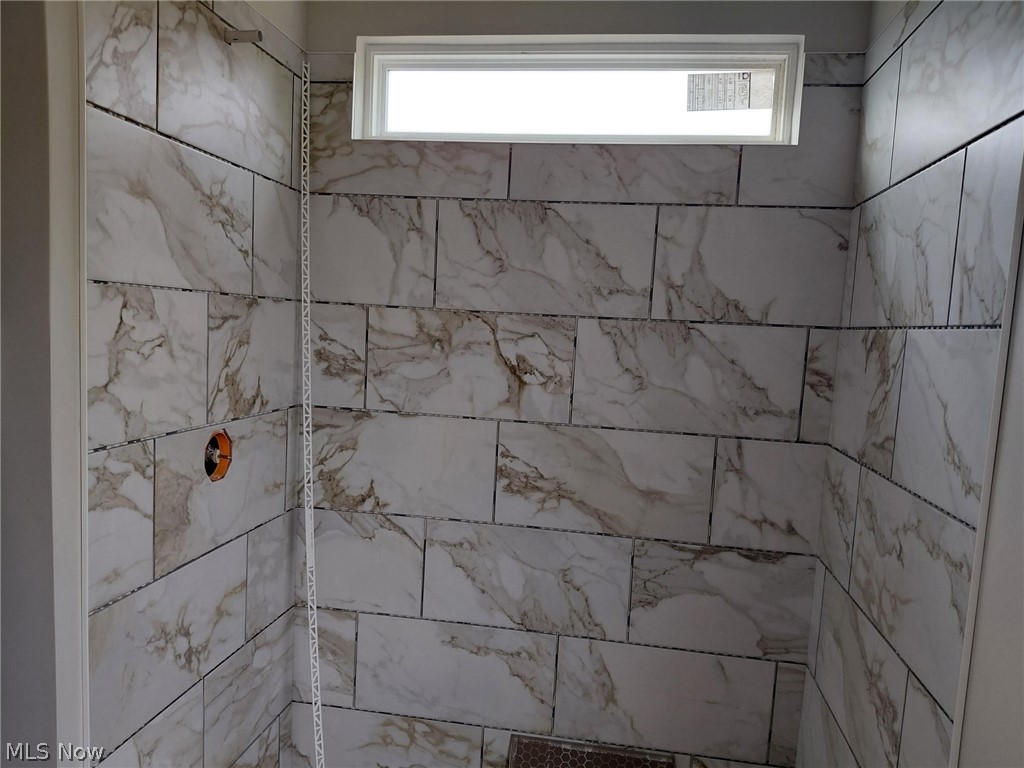 3341 Roberta's Way Stow OH 44224