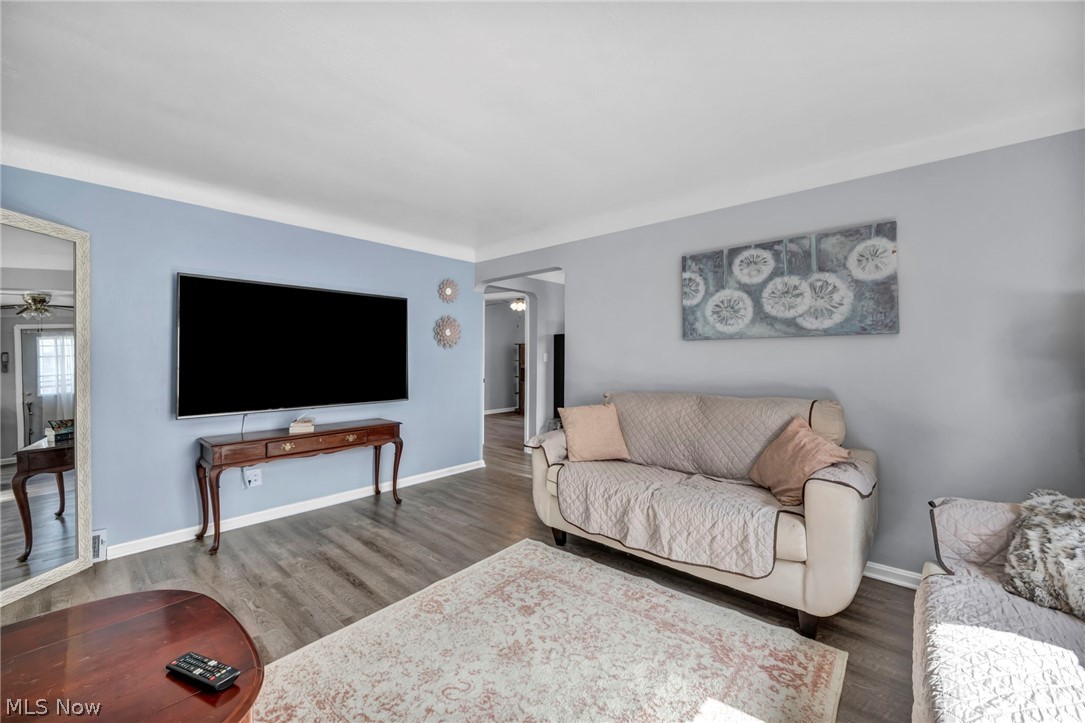 6133 W 54th Street Parma OH 44129