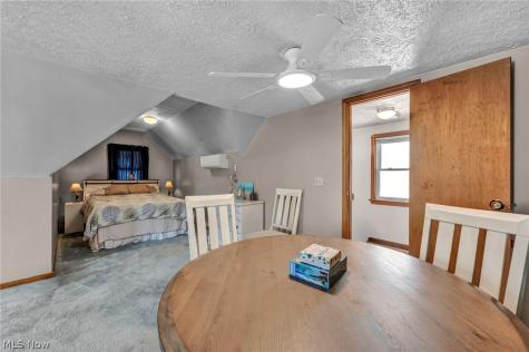 6133 W 54th Street Parma OH 44129