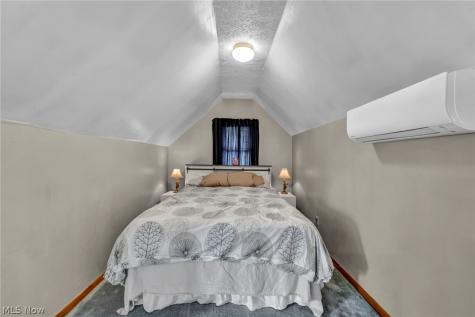 6133 W 54th Street Parma OH 44129