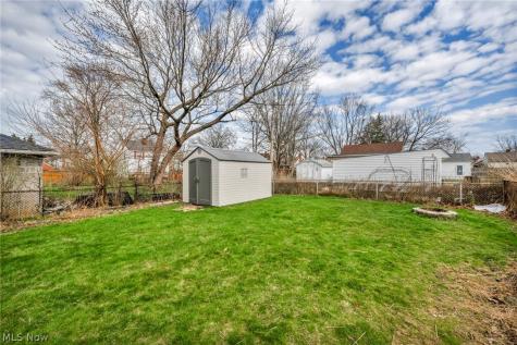 6133 W 54th Street Parma OH 44129
