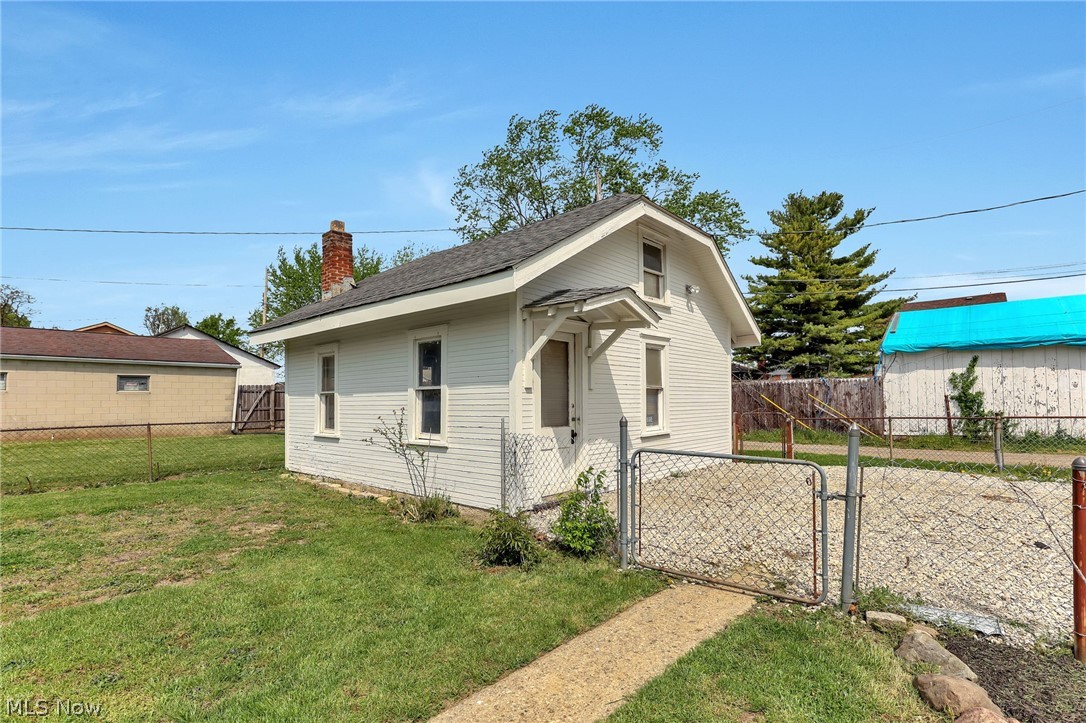 1560 Garling Avenue Columbus OH 43223