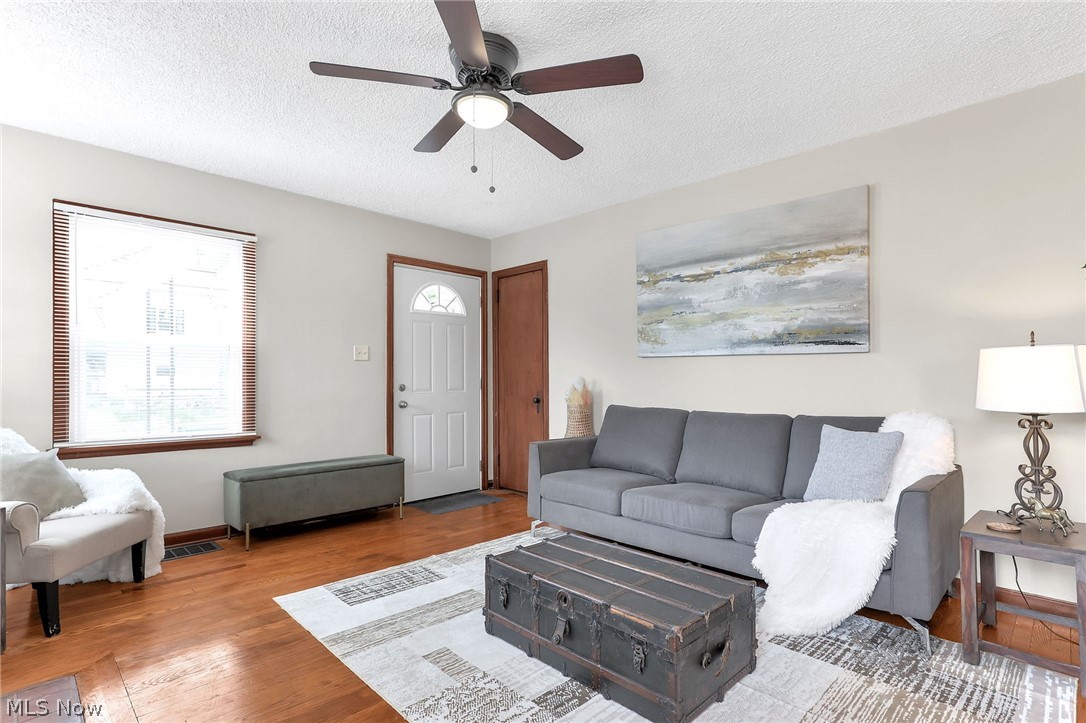 1560 Garling Avenue Columbus OH 43223