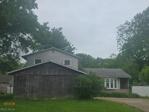 502 Maple Avenue Sheffield Lake OH 44054