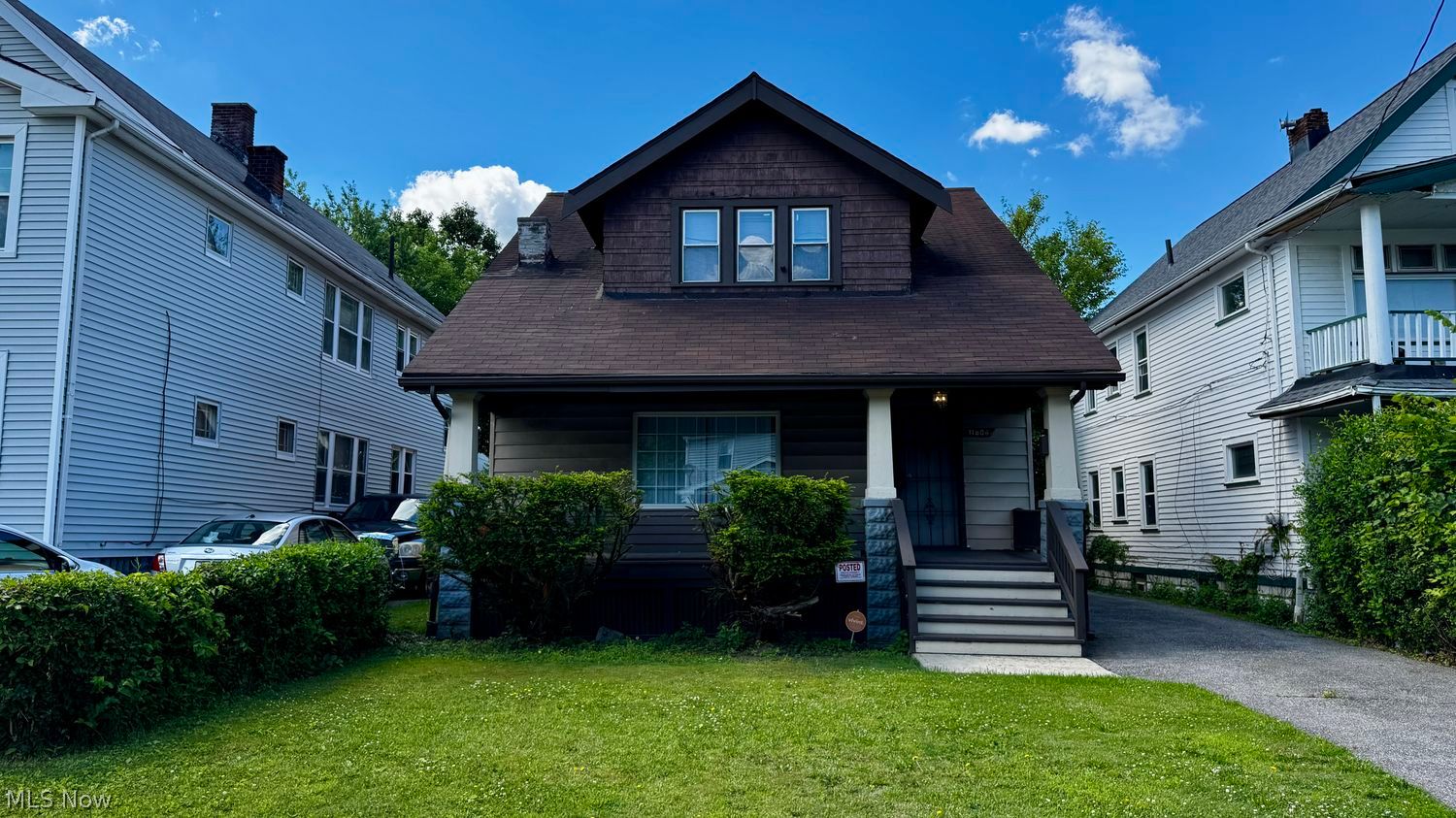 11806 Farringdon Avenue Cleveland OH 44105