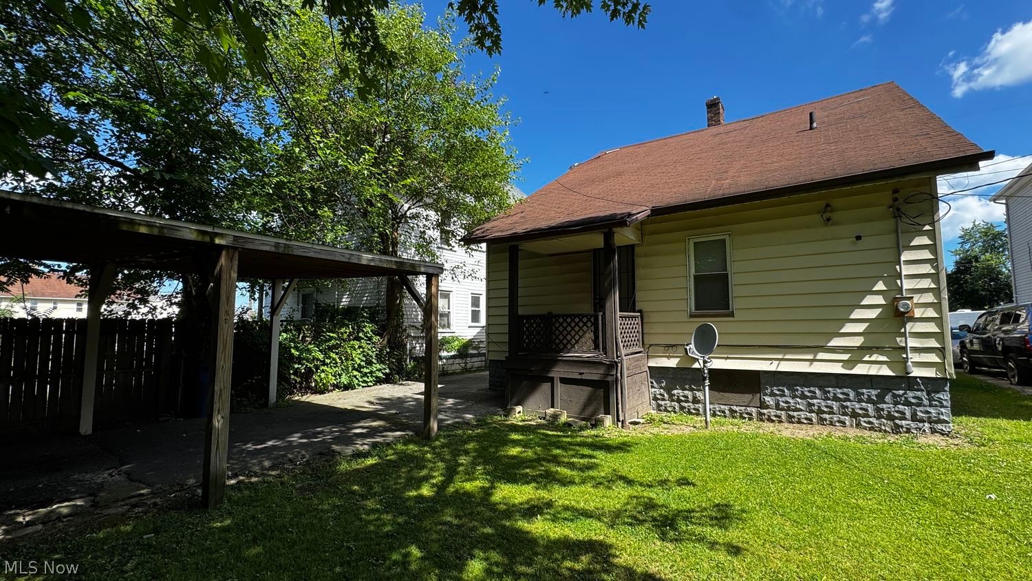 11806 Farringdon Avenue Cleveland OH 44105