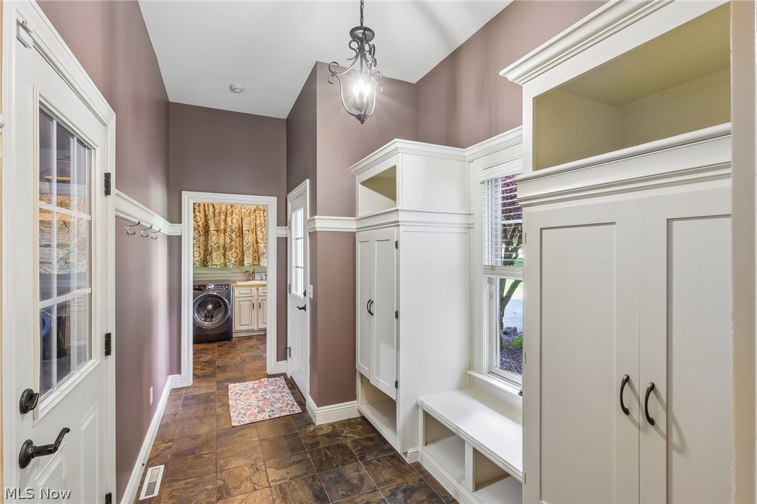 7140 Indian Trail Poland OH 44514